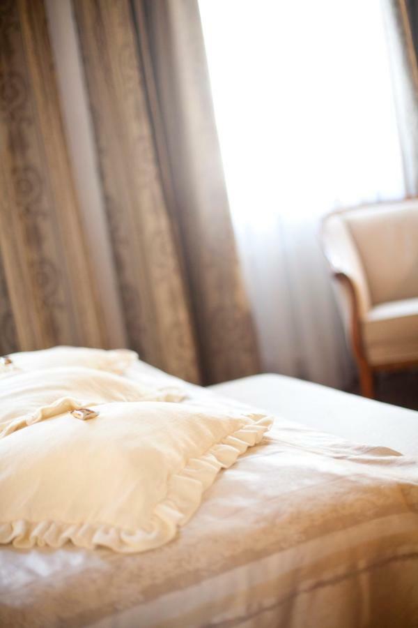 Hotel Restaurant Lilie Vipiteno Chambre photo
